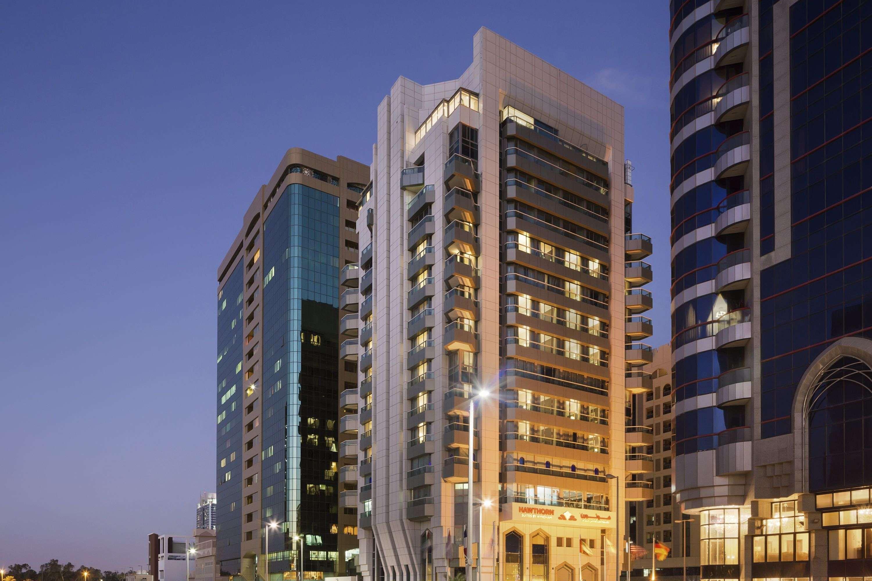 Hawthorn Extended Stay By Wyndham Abu Dhabi City Center Экстерьер фото